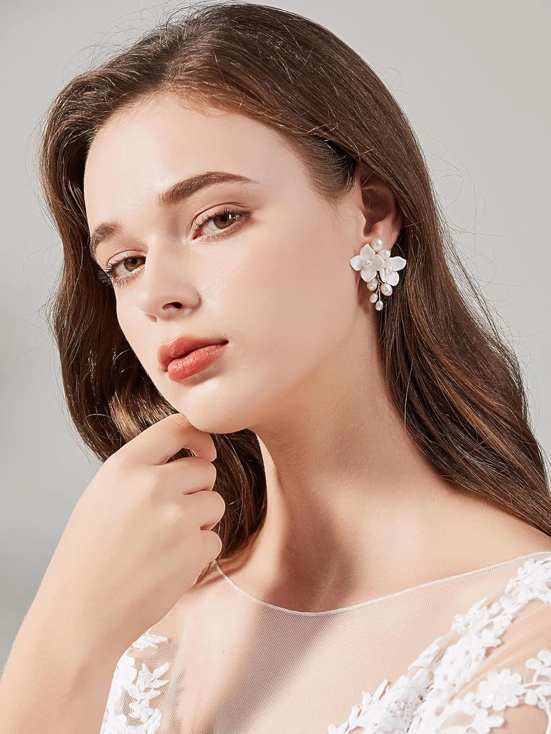 Handmade Ceramic Flower Pearl Stud Earring Drop, White Wedding Prom Accessories Post Earrings Jewelry for Brides Women